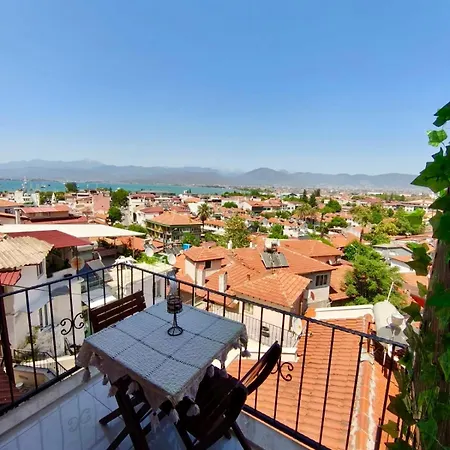 Mek Homes Old Town And Sea View Апартаменты *